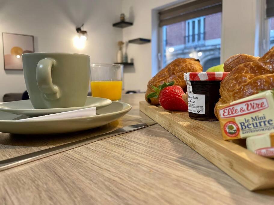 Hypercentre - Beau T2 - Gare Lille Flandres - Vida Loc Apartment Екстериор снимка
